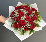 RAMO DE 24 ROSAS ROJAS Y LIMONIUM