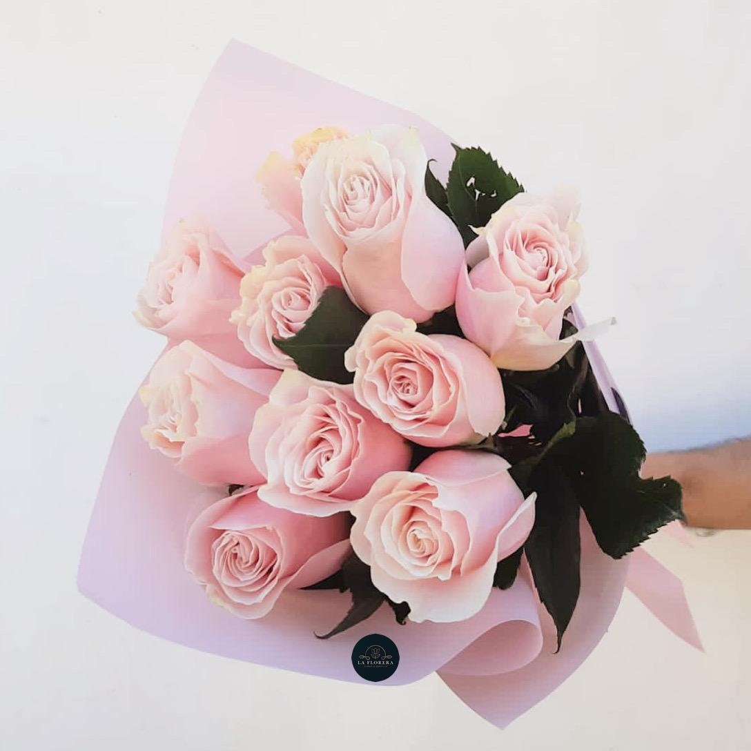 RAMO DE ROSAS ROSADAS 12 VARAS