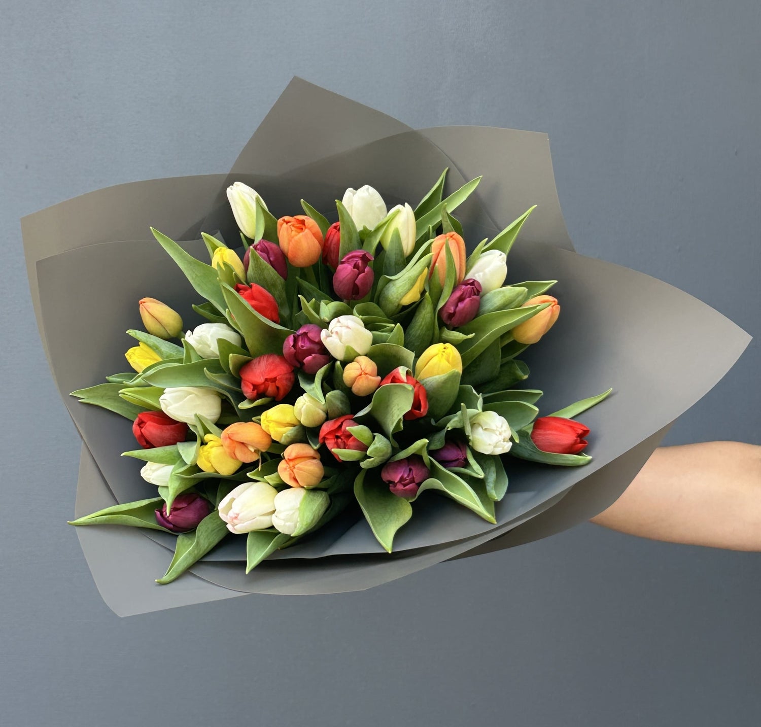 RAMO TULIPANES MIX COLOR 40 VARAS