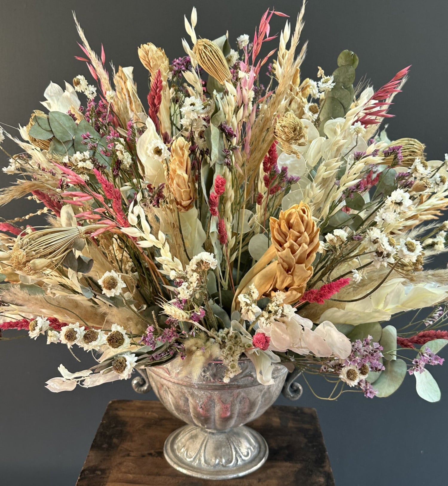ÁNFORA FLORES SECAS Y PRESERVADAS