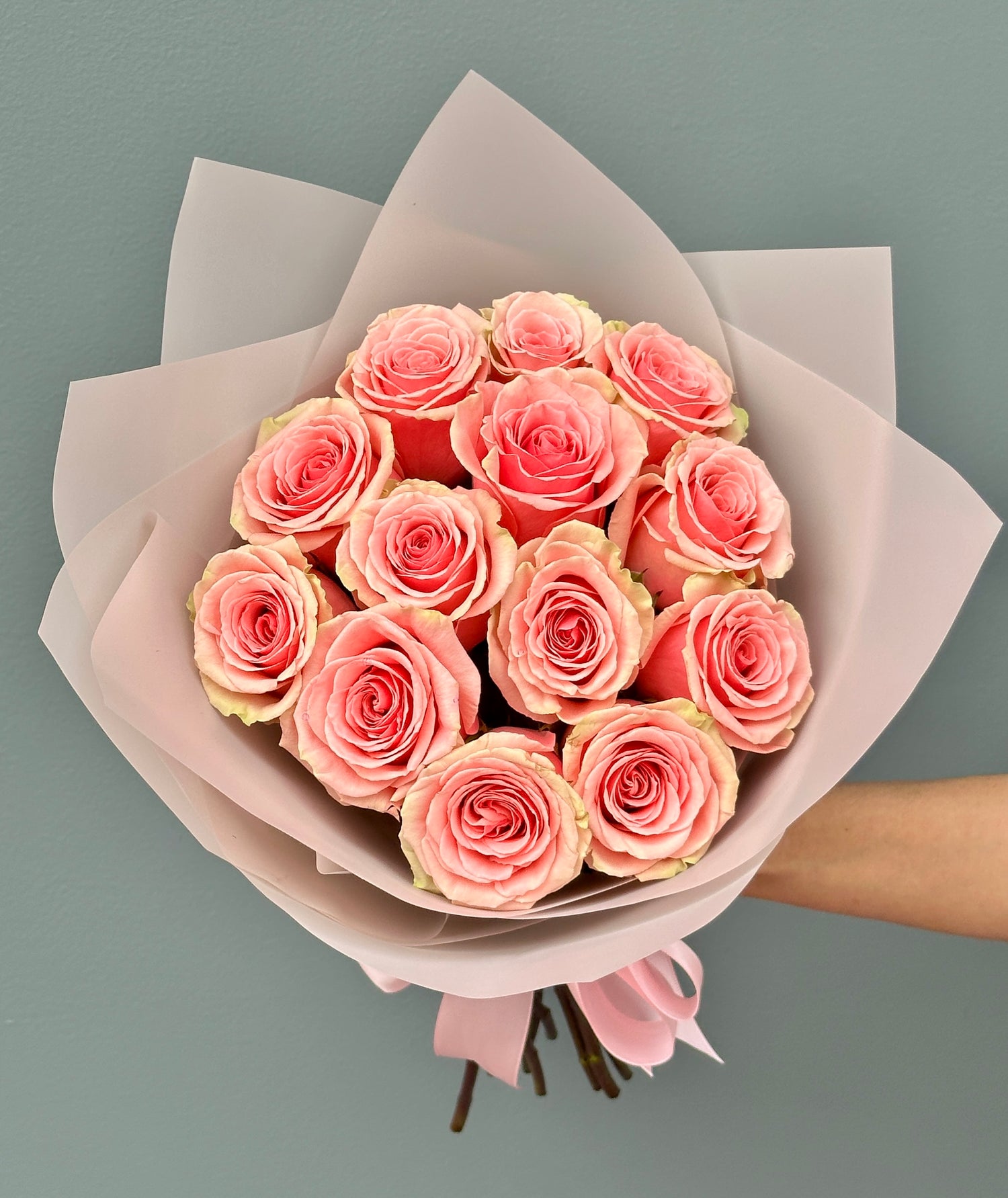 RAMO DE ROSAS ROSADAS 12 VARAS